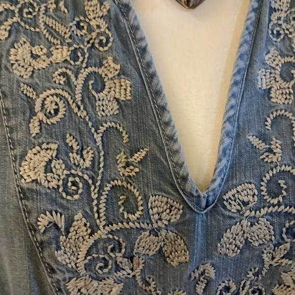 Beautiful V neckline Jean Dress from Maurices - Picture 2 of 7